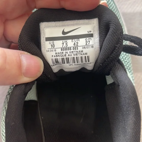 Nike Women's Sneakers - Mint Green and Black - Picture 6 of 6